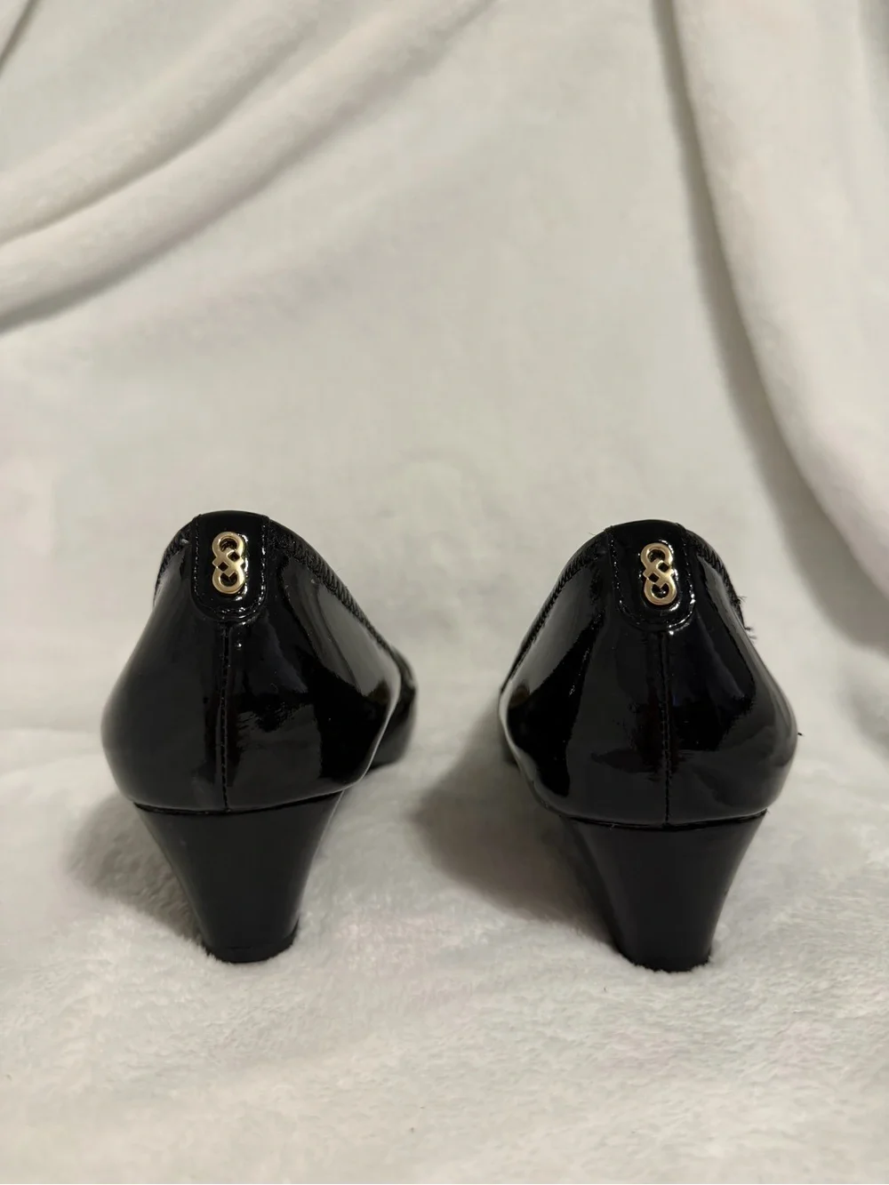 Cole Haan Womens Sadie Wedge Heels Size 6 Black Patent Leather Pointed Toe